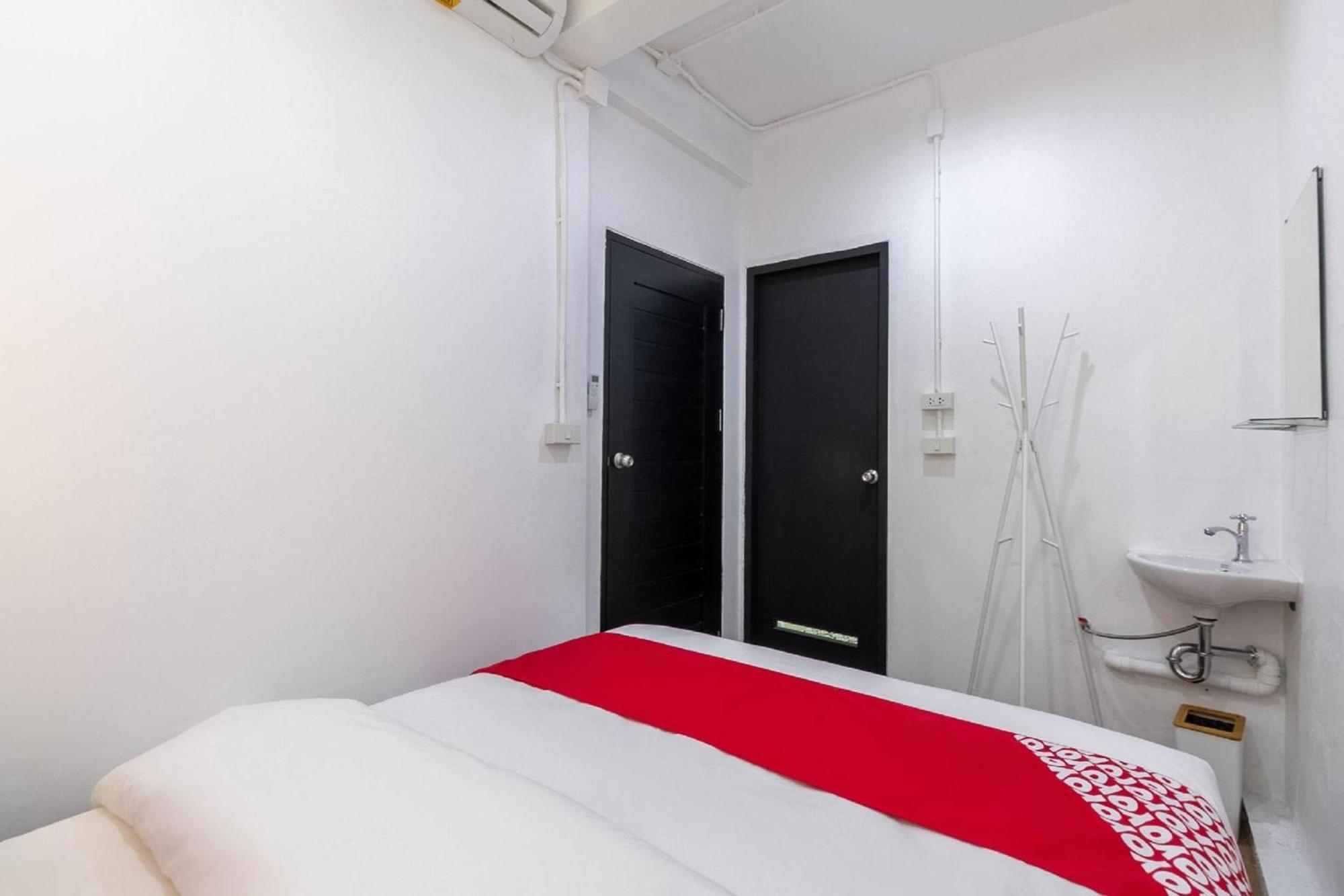 Kudi Hostel Бангкок Экстерьер фото